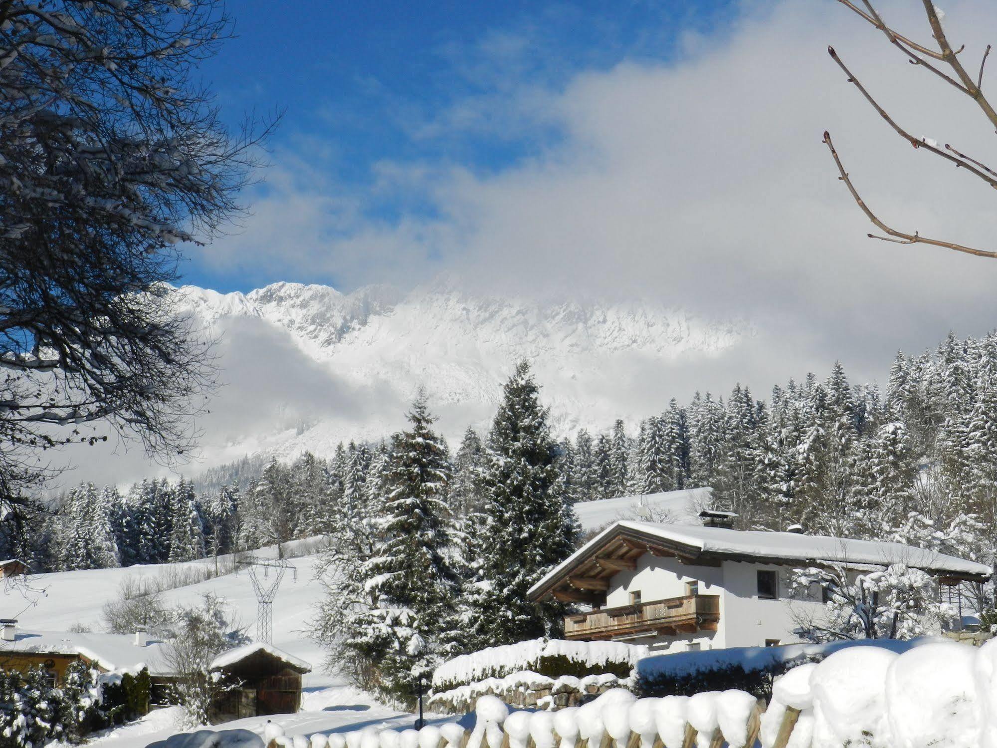 Pension Und Appartements Hartkaiser Ellmau Exterior foto